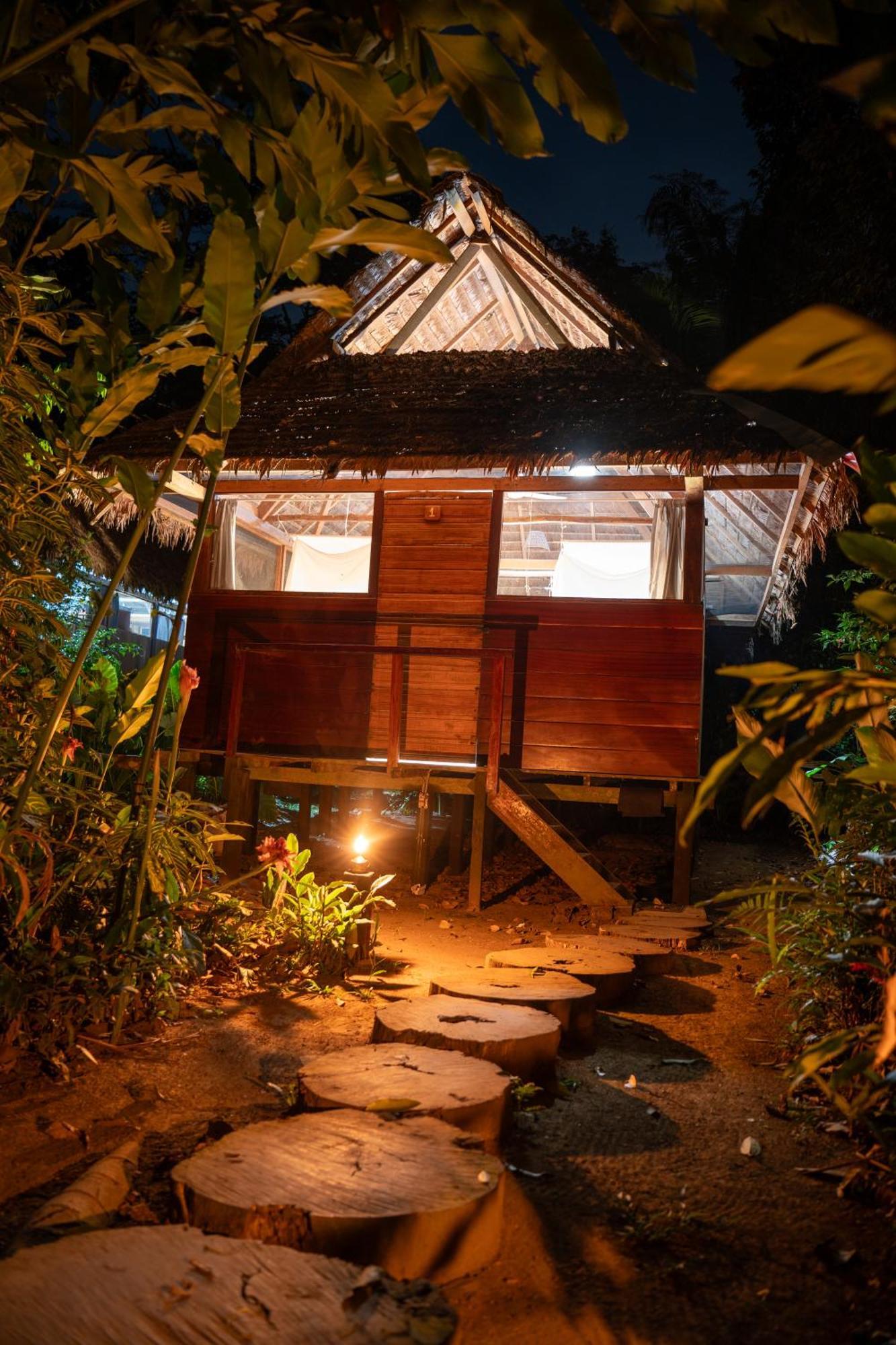 Ecolucerna Lodge Tambopata Puerto Maldonado Extérieur photo